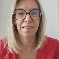 Fanny Moreau coach en yoga du visage formée par Nathalie Dendura